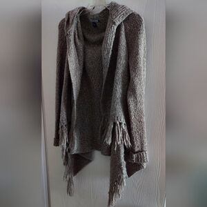 Great Women's Hooded Fringe Sweater - Gray